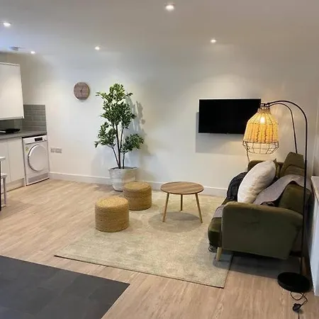 Lägenhet Fishponds Flat 5 By Mia Living 1 Bedroom Apartment *